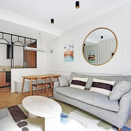 Pick A Flat's Apartment in Triangle d'Or - Pierre 1er de Serbie Paris Extérieur photo