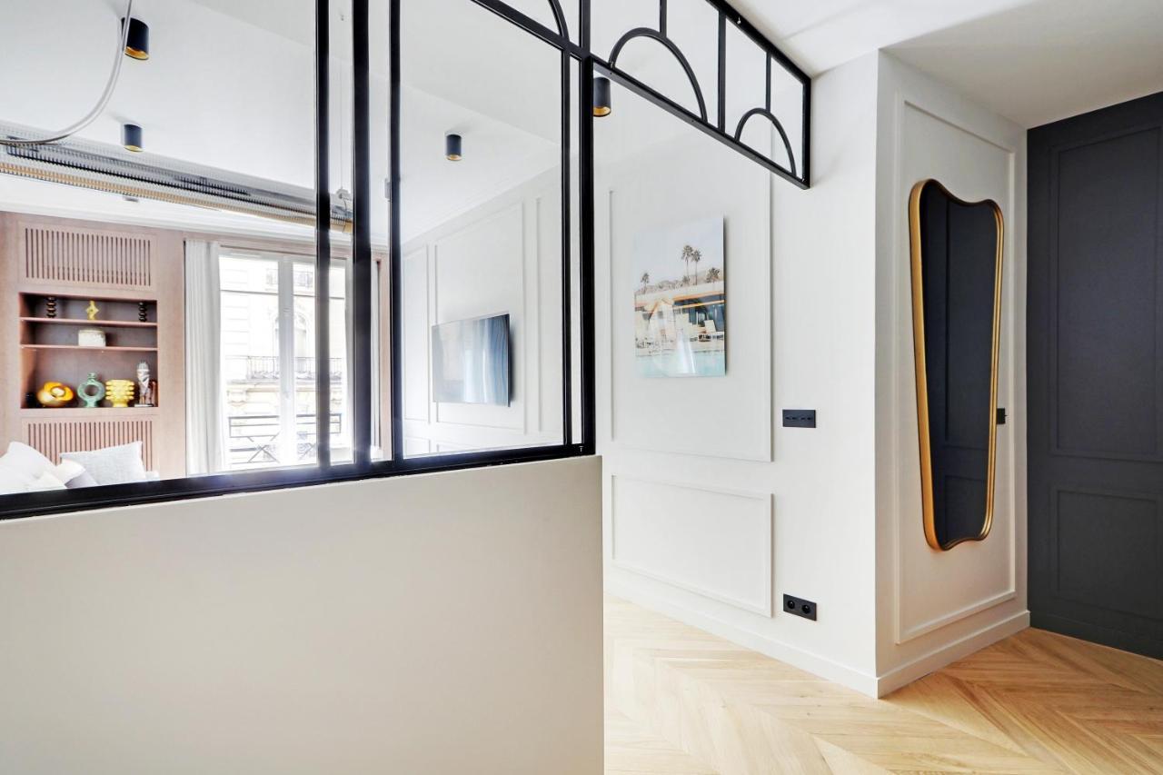 Pick A Flat's Apartment in Triangle d'Or - Pierre 1er de Serbie Paris Extérieur photo